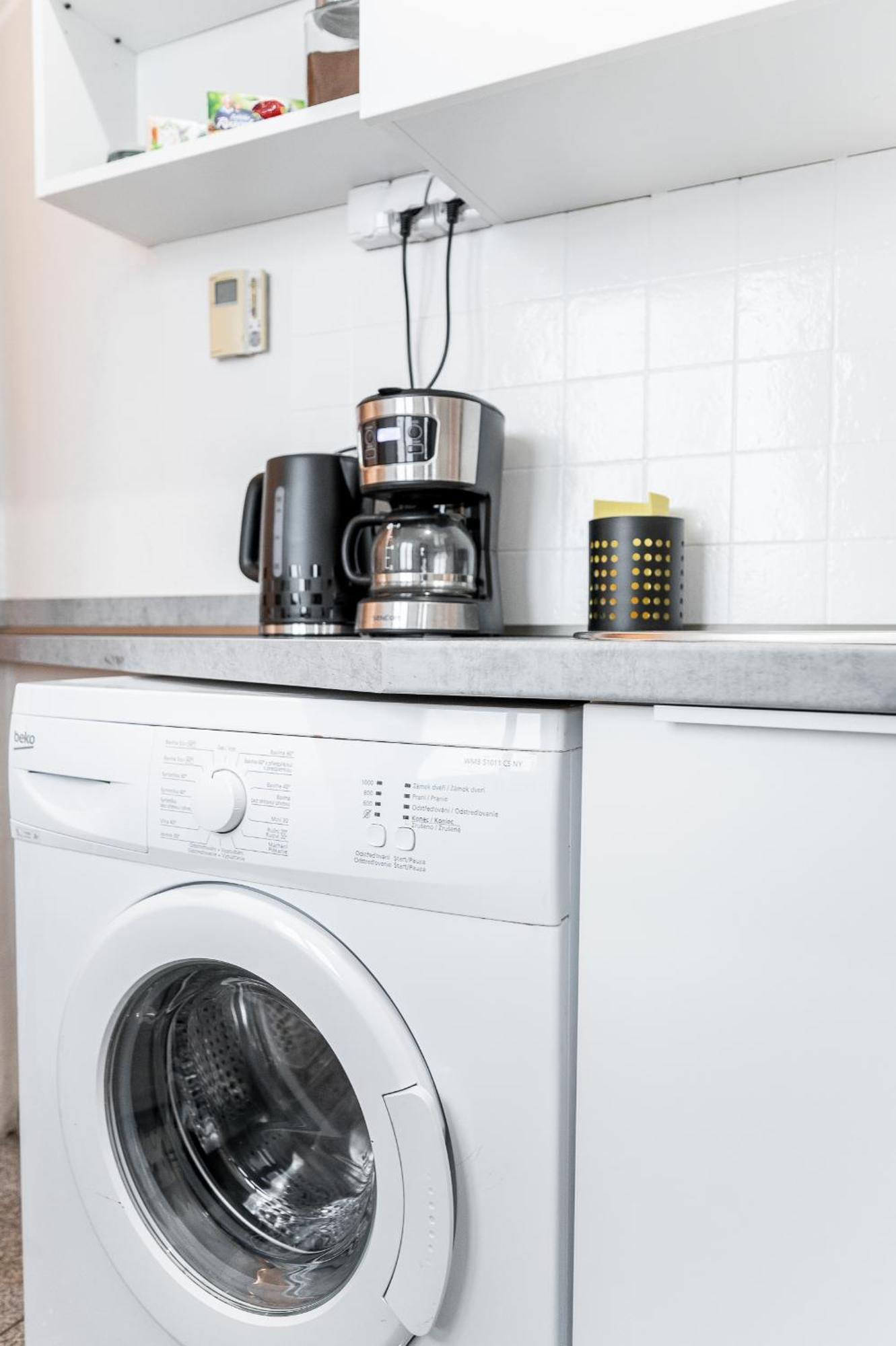 K1 Piatok Sobota Disco Cez Tyzden Tichy Apartman Кошице Екстериор снимка
