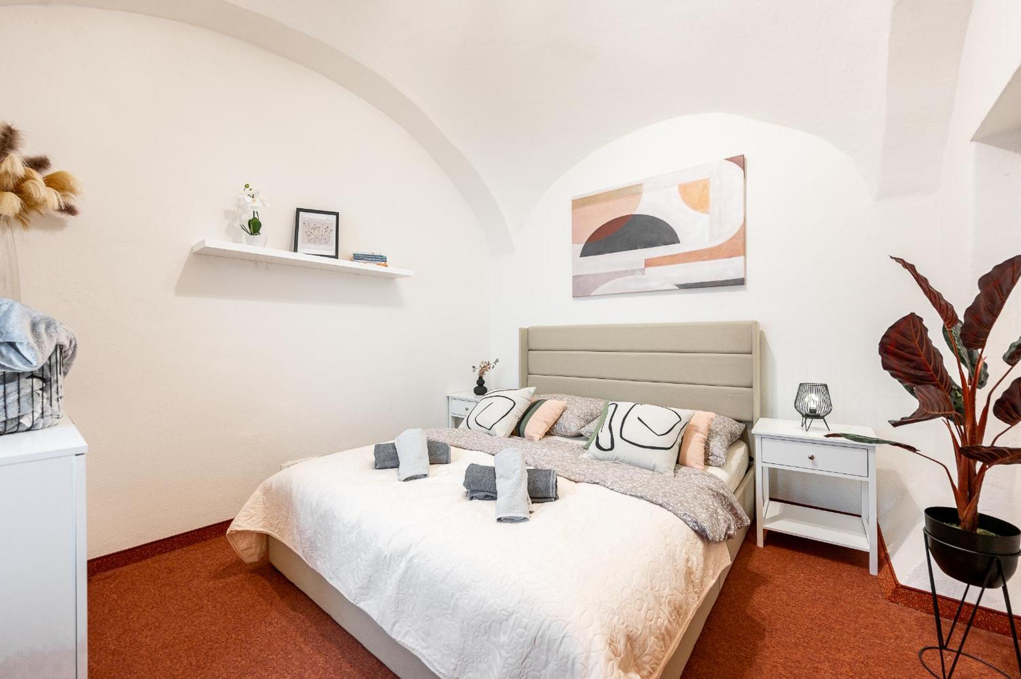 K1 Piatok Sobota Disco Cez Tyzden Tichy Apartman Кошице Екстериор снимка