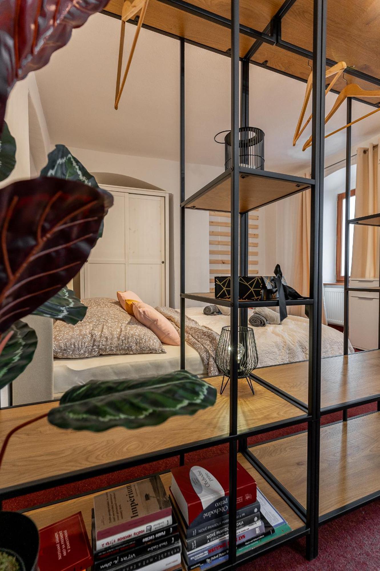 K1 Piatok Sobota Disco Cez Tyzden Tichy Apartman Кошице Екстериор снимка