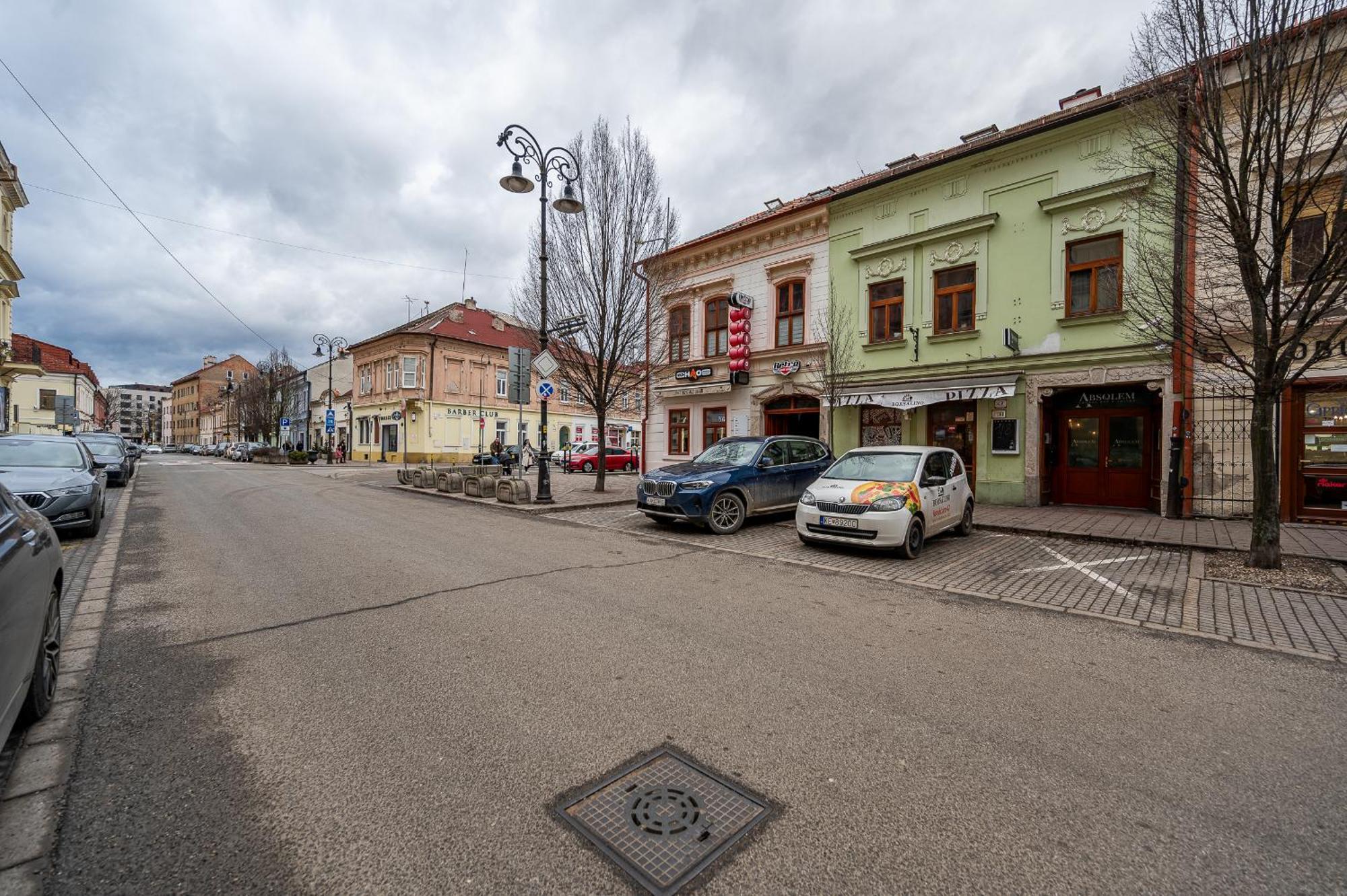 K1 Piatok Sobota Disco Cez Tyzden Tichy Apartman Кошице Екстериор снимка